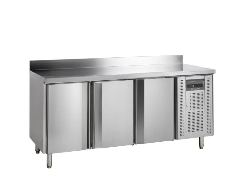 Tiefkühltisch SK6210BT/+SP, 360 ltr., Umluftkühlung, mit 3 Türen und Aufkantung