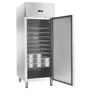 Eislagerschränke, ideal für die Lagerung großer Eismengen, bei Cooling4U erhältlich.